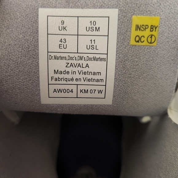 New Dr. Martens Zavala 8-Eyelet Combat Boot - Picture 9 of 10